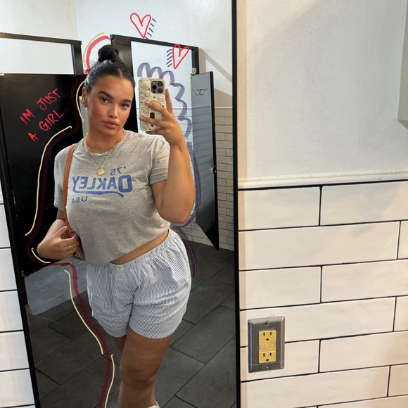 Meet your Posher, Tawnee - Picture 1 of 1